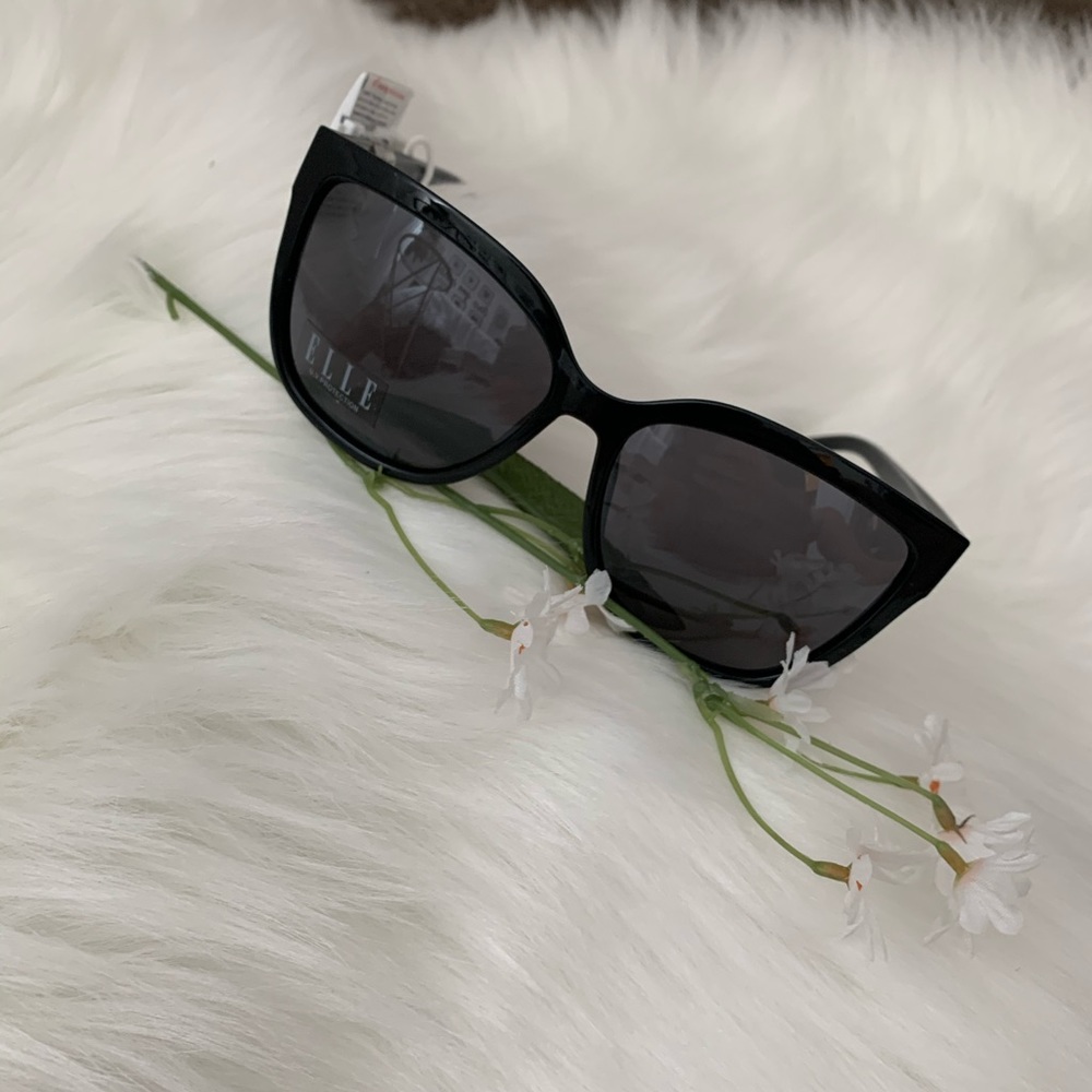 Elle black sunglasses